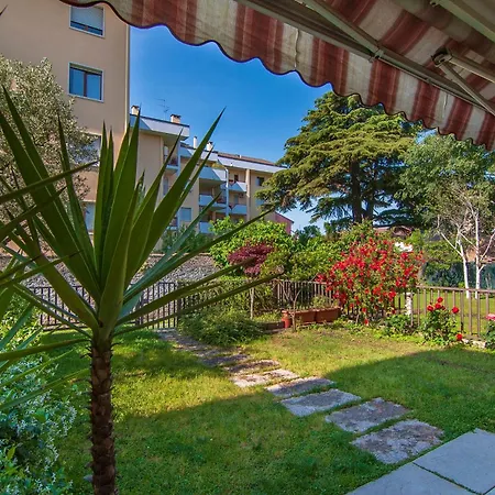 Gardenhouse - Wifi And Garden بيت ضيافة