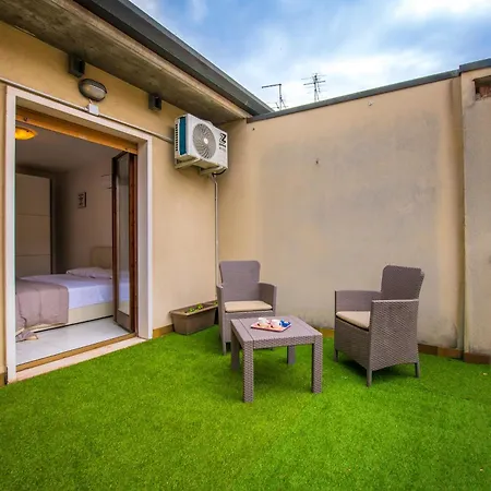 Gardenhouse - Wifi And Garden Guest house Verona